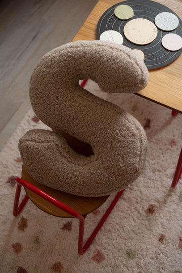Color of the Year in a Child’s Room — Instagram Inspirations (Mocha)